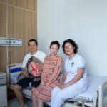 Phẫu thuật nội soi cấp cứu thành công sản phụ ngoại quốc mang thai ngoài tử cung